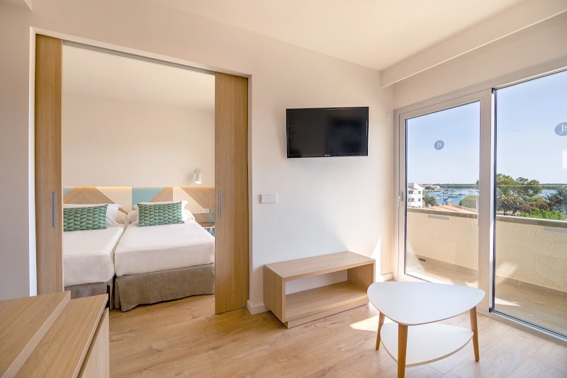 JS Portocolom Suites photo 6