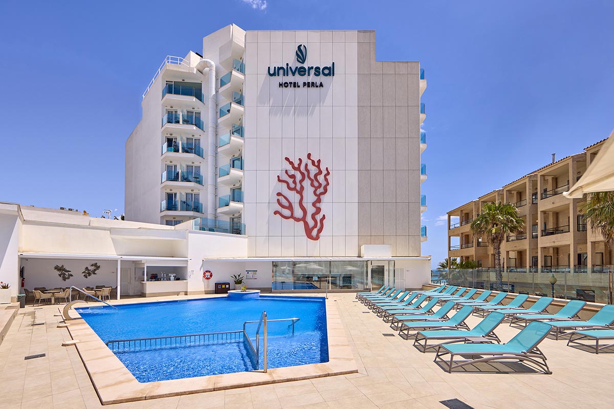 Universal Hotel Perla